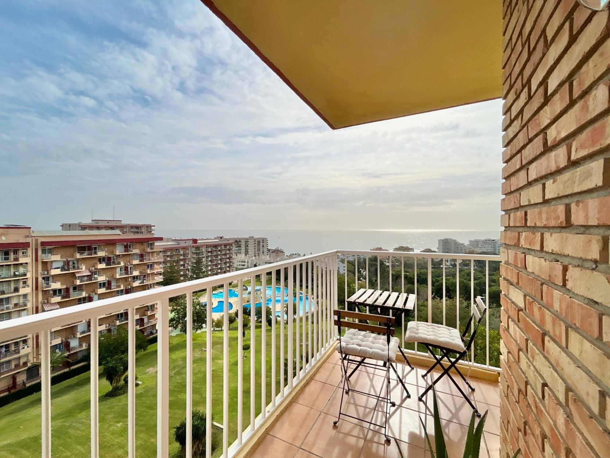 Acogedor Apartamento En Benalmadena Vistas エクステリア 写真